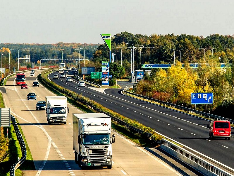 Ministr Ťok jednal s eurokomisařkou pro dopravu